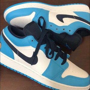 Air Jordan 1 Low ‘UNC’ GS 6Y/7.5W
